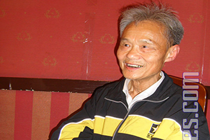 萬耀球表示,「退黨是一個思想啟蒙運動,很有意義,這種方式是和平理性的,可以喚醒更多民眾的覺醒。」